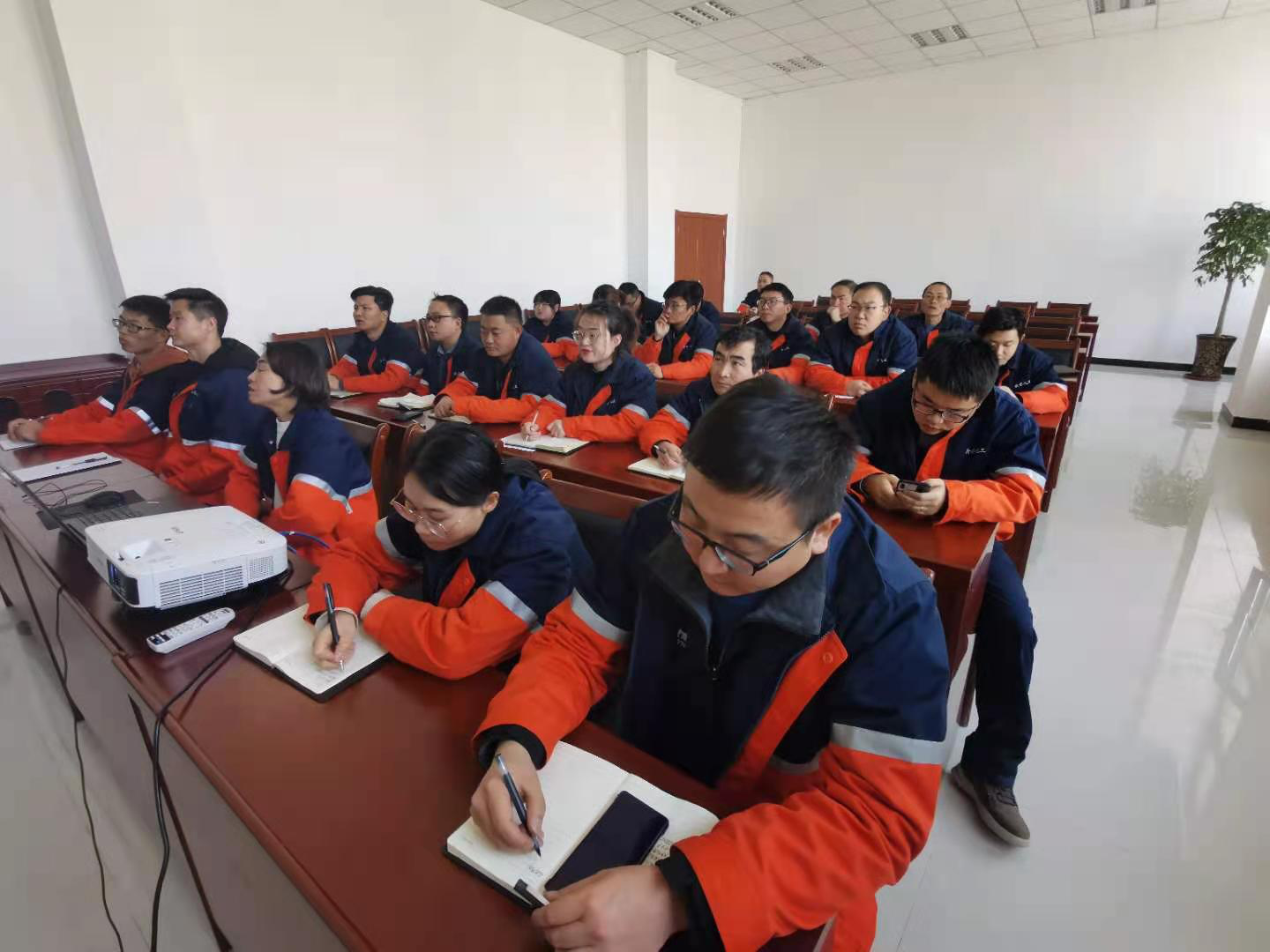 esball(�й���)�ٷ���վ