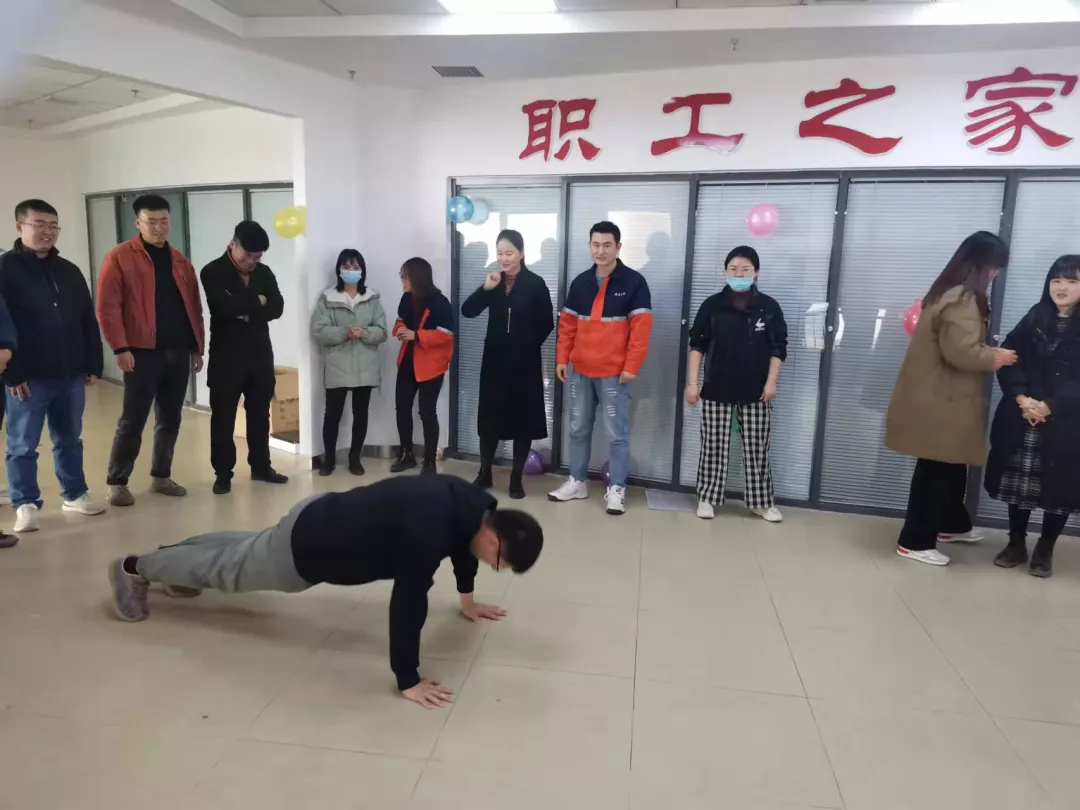 esball(�й���)�ٷ���վ